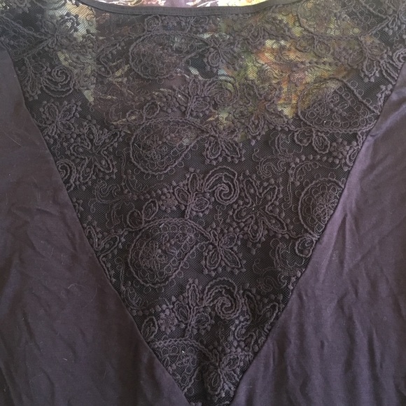 American Eagle Outfitters Soft and Sexy Longsleeve - Picture 3 of 4